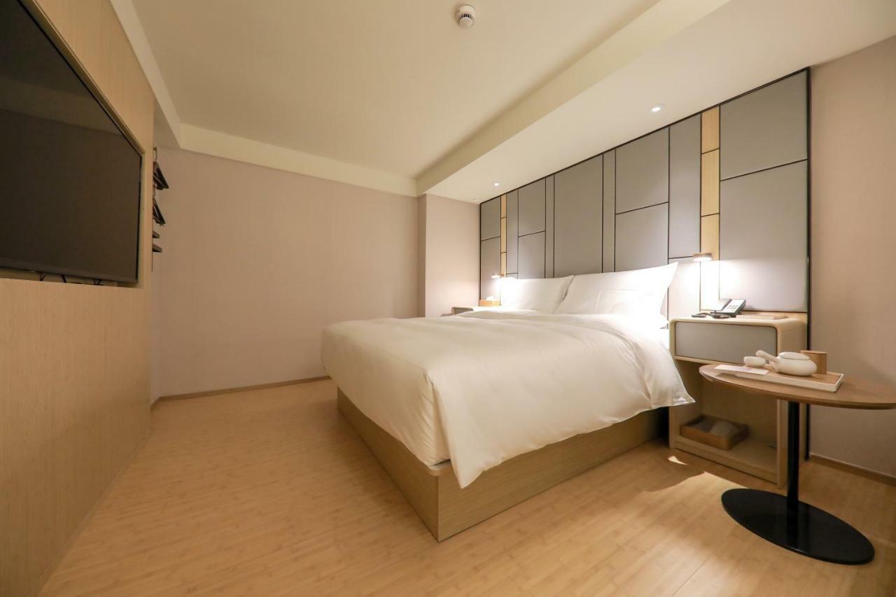 Ji Hotel Шанхай Екстер'єр фото